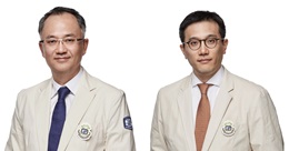 좌측부터 정형외과 김영훈 교수, 김상일 교수