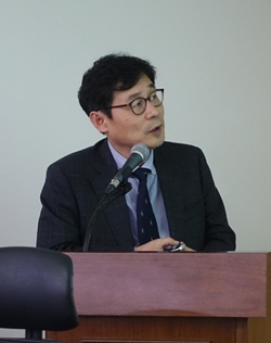 서울대학교 김진현 교수