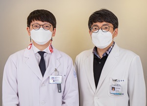 (좌측부터) 정신건강의학과 봉수현 전공의, 김준원 교수
