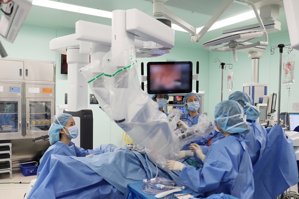 은평성모병원 로봇수술 장면