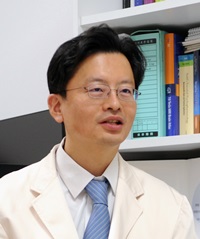 전홍진 교수